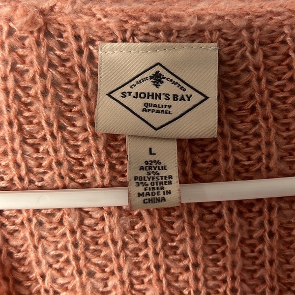 Women’s St. John’s Bay Pink Knit Oversized V- neck Sweater Size Large - Picture 2 of 4